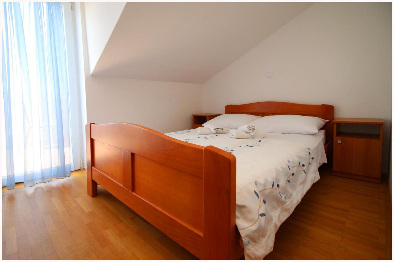 Guest House Lav Primošten Εξωτερικό φωτογραφία