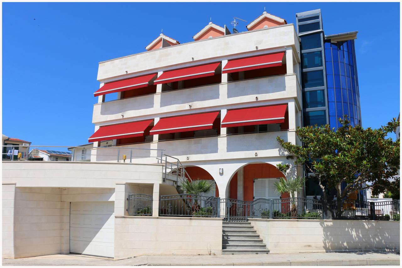 Guest House Lav Primošten Εξωτερικό φωτογραφία